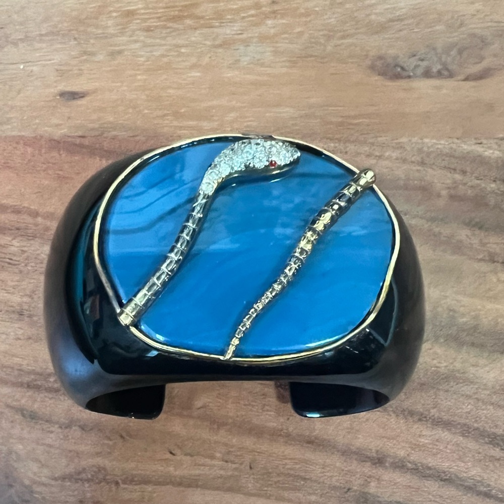 Isharya blue agate snake gold plate black cuff bracelet